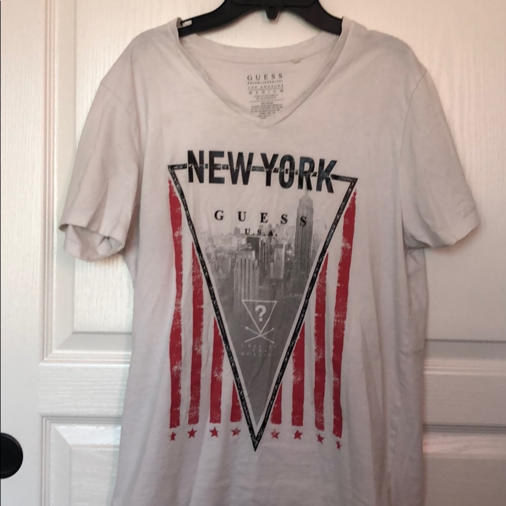 Guess T-shirt